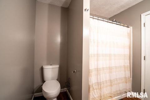 Tiny photo for 910 FAIRLANE Drive, Marion, IL 62959 (MLS # QC4268748)