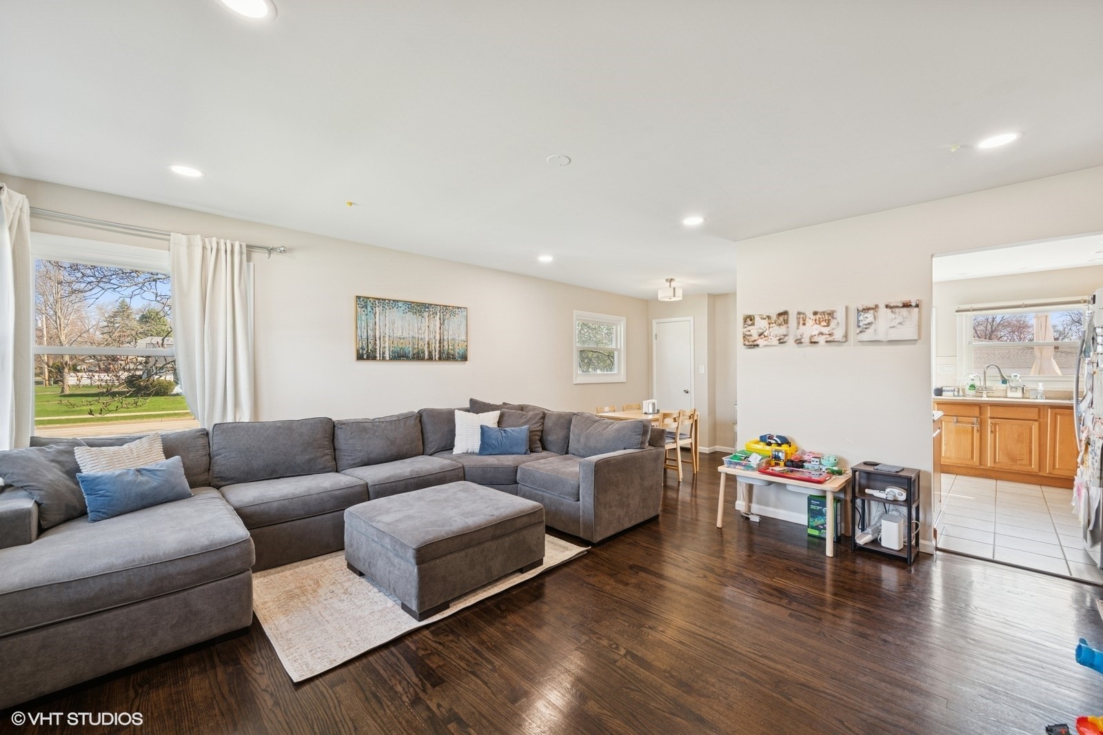 719 N Prospect Manor Avenue