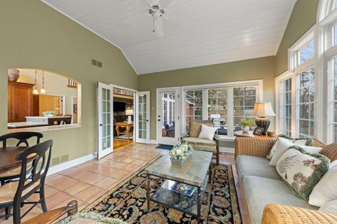 Tiny photo for 646 Highview Avenue, Glen Ellyn, IL 60137 (MLS # 12599612)