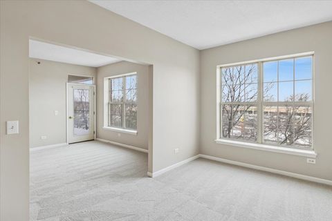 Tiny photo for 3100 Town Square Drive #308, Rolling Meadows, IL 60008 (MLS # 12577122)
