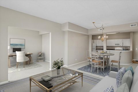 Tiny photo for 3100 Town Square Drive #308, Rolling Meadows, IL 60008 (MLS # 12577122)