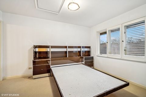 Tiny photo for 1864 Mission Hills Lane, Northbrook, IL 60062 (MLS # 12555907)