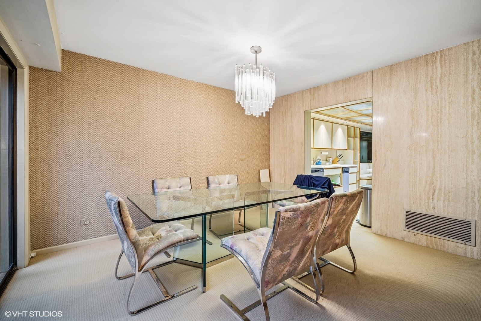 1864 Mission Hills Lane