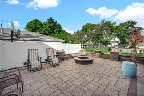 Tiny photo for 1414 N SCOTT Street, Wheaton, IL 60187 (MLS # 12785180)