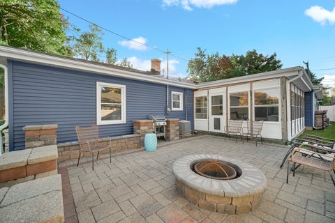 Tiny photo for 1414 N SCOTT Street, Wheaton, IL 60187 (MLS # 12785180)