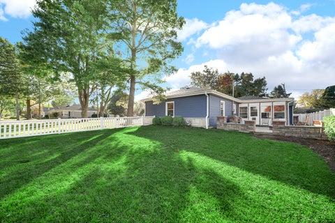 Tiny photo for 1414 N SCOTT Street, Wheaton, IL 60187 (MLS # 12785180)