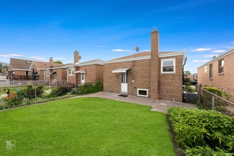 Tiny photo for 4733 S Kenneth Avenue, Chicago, IL 60632 (MLS # 12457313)