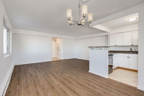 Tiny photo for Chicago, IL 60613 (MLS # 12540351)