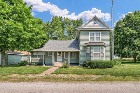 Tiny photo for 112 W North Front Street, Sadorus, IL 61872 (MLS # 12356322)