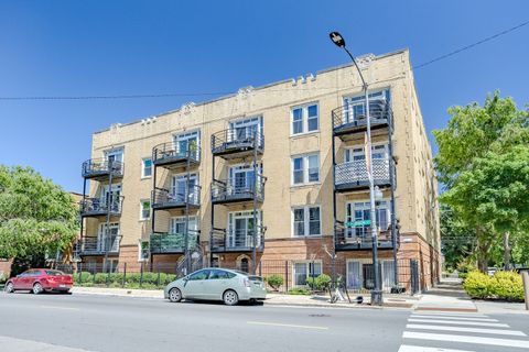 3100 W Addison Street 1A Chicago IL 60618