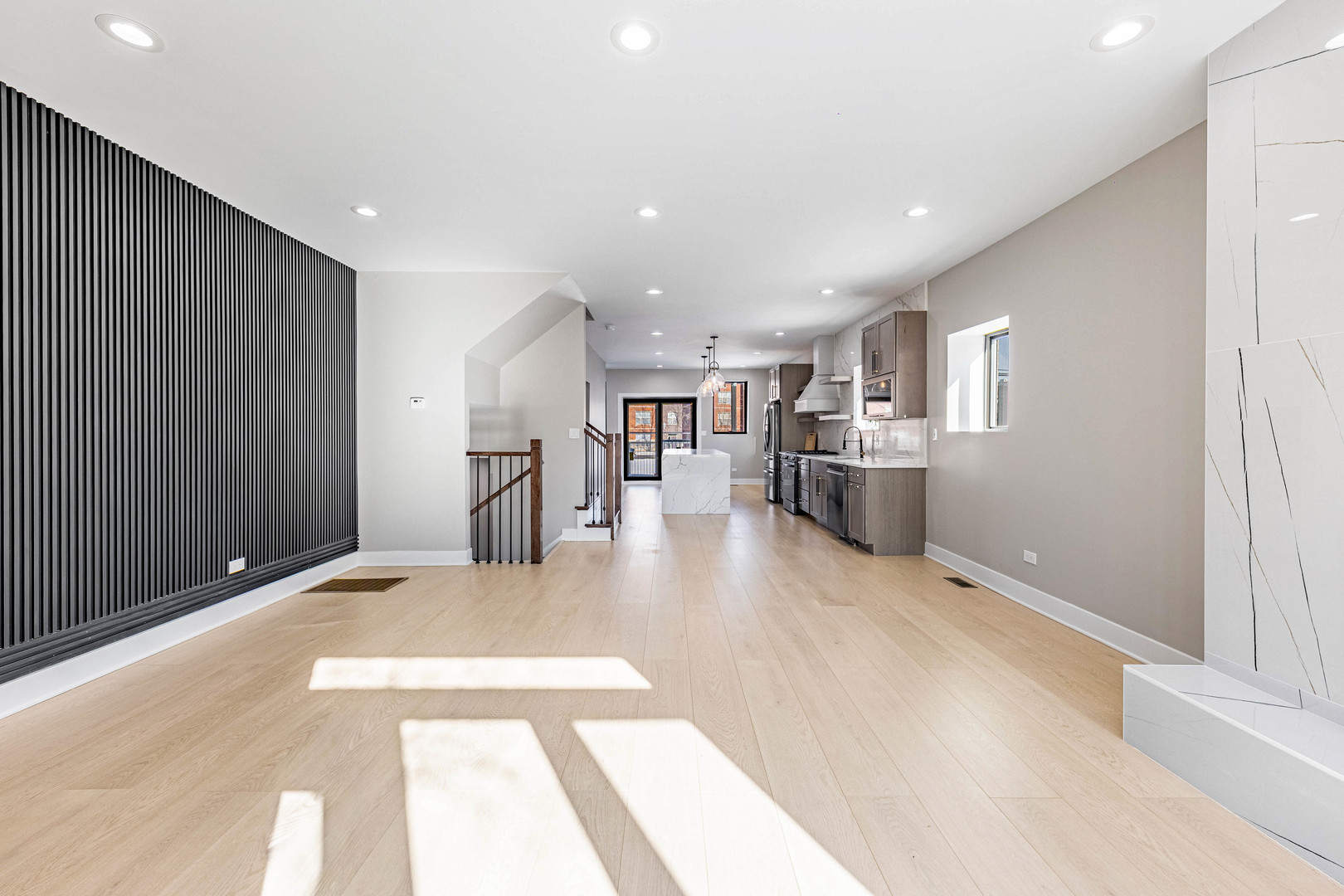 3530 W Van Buren Street