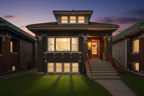 Photo of 3032 Wisconsin Avenue, Berwyn, IL 60402 (MLS # 12620210)