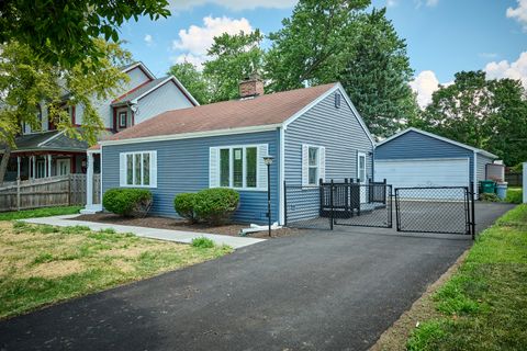 Tiny photo for 257 N Grace Street, Lombard, IL 60148 (MLS # 12407693)