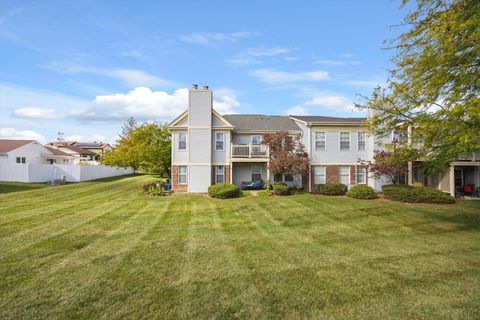 Tiny photo for 1968 Quaker Hollow Lane, Streamwood, IL 60107 (MLS # 12496877)