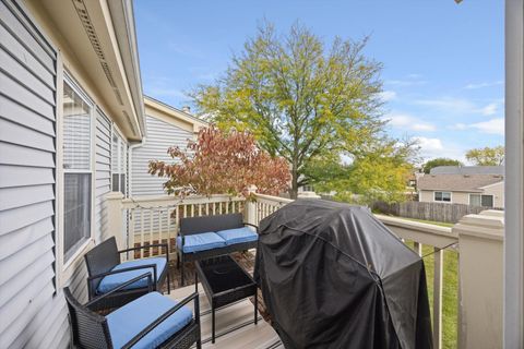 Tiny photo for 1968 Quaker Hollow Lane, Streamwood, IL 60107 (MLS # 12496877)