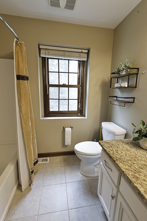 Tiny photo for 2418 Flambeau Drive, Naperville, IL 60564 (MLS # 12650950)