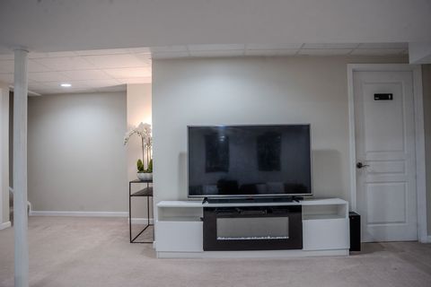 Tiny photo for 250 Tiger Street, Bolingbrook, IL 60490 (MLS # 12603000)