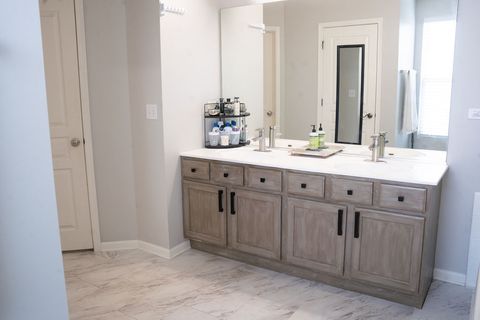 Tiny photo for 250 Tiger Street, Bolingbrook, IL 60490 (MLS # 12603000)