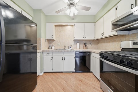Tiny photo for 15804 Laramie Avenue #5, Oak Forest, IL 60452 (MLS # 12783634)