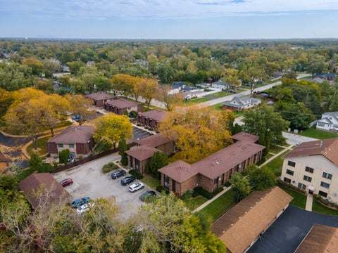 Tiny photo for 15804 Laramie Avenue #5, Oak Forest, IL 60452 (MLS # 12783634)