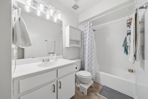 Tiny photo for 15804 Laramie Avenue #5, Oak Forest, IL 60452 (MLS # 12783634)
