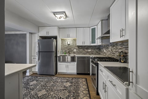 Tiny photo for 10360 Parkside Avenue #2B, Oak Lawn, IL 60453 (MLS # 12769451)