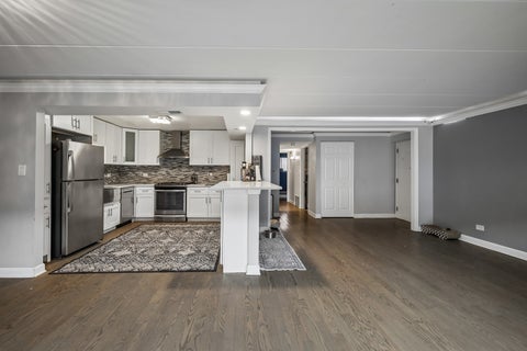 Tiny photo for 10360 Parkside Avenue #2B, Oak Lawn, IL 60453 (MLS # 12769451)
