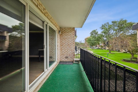 Tiny photo for 10360 Parkside Avenue #2B, Oak Lawn, IL 60453 (MLS # 12769451)