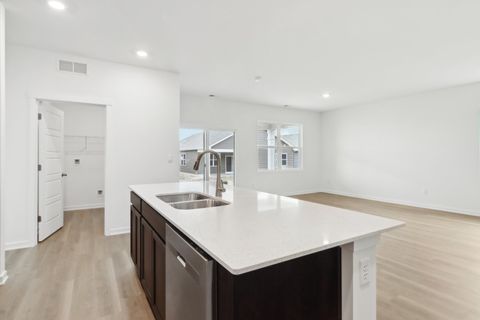 Tiny photo for 820 Mesa Lane, Pingree Grove, IL 60140 (MLS # 12523720)