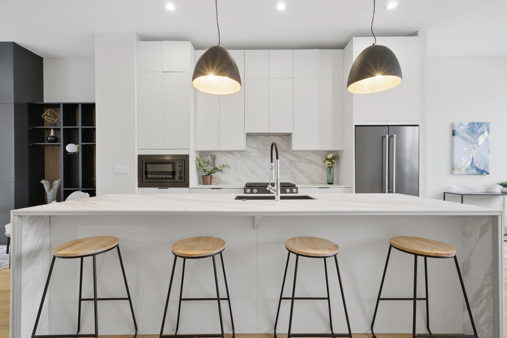 4250 W Belmont Avenue 5