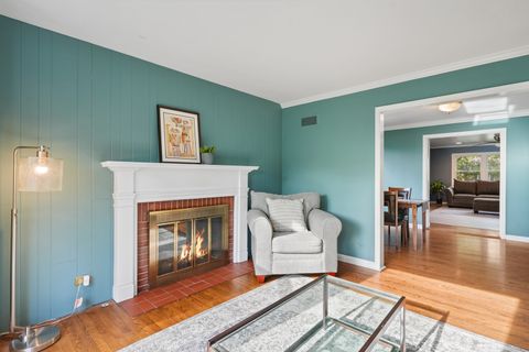 Tiny photo for 420 S Oak Street, Itasca, IL 60143 (MLS # 12630093)