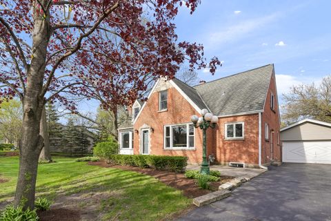 Photo of 420 S Oak Street, Itasca, IL 60143 (MLS # 12630093)