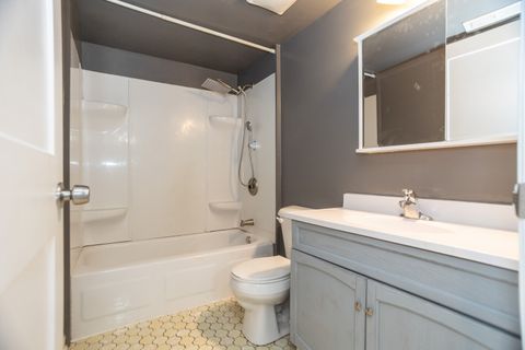 Tiny photo for 8712 Mobile Avenue #B, Oak Lawn, IL 60453 (MLS # 12506959)