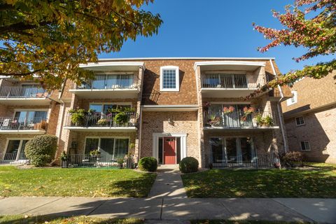 Photo of 8712 Mobile Avenue #B, Oak Lawn, IL 60453 (MLS # 12506959) Photo of 8712 Mobile Avenue #B, Oak Lawn, IL 60453 (MLS # 12506959)