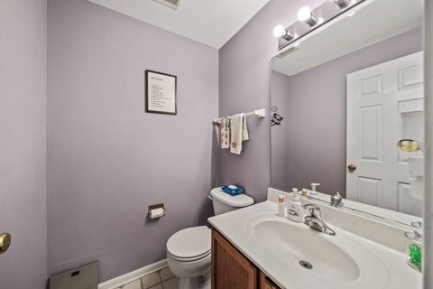 Tiny photo for 8132 Concord Lane #E, Justice, IL 60458 (MLS # 12666135)