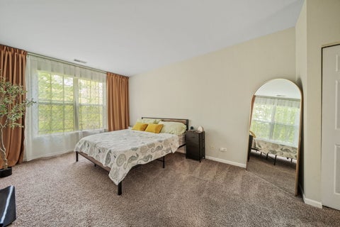 Tiny photo for 8132 Concord Lane #E, Justice, IL 60458 (MLS # 12666135)