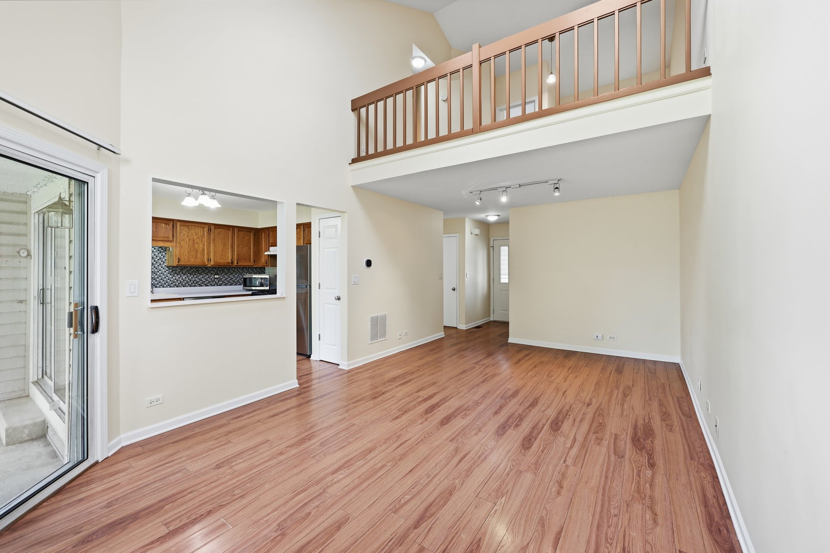 383 Kerry Court