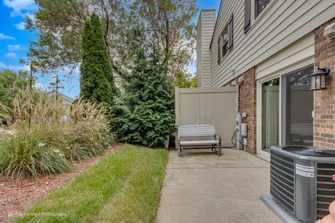 Tiny photo for 15712 Danford Lane, Orland Park, IL 60462 (MLS # 12759412)