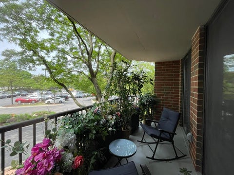 Tiny photo for 509 Aurora Avenue #220, Naperville, IL 60540 (MLS # 12657157)