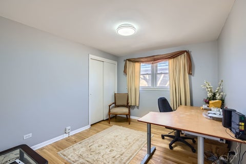 Tiny photo for 11246 S Whipple Street, Chicago, IL 60655 (MLS # 12732353)