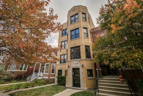 2735 N Francisco Avenue G Chicago IL 60647
