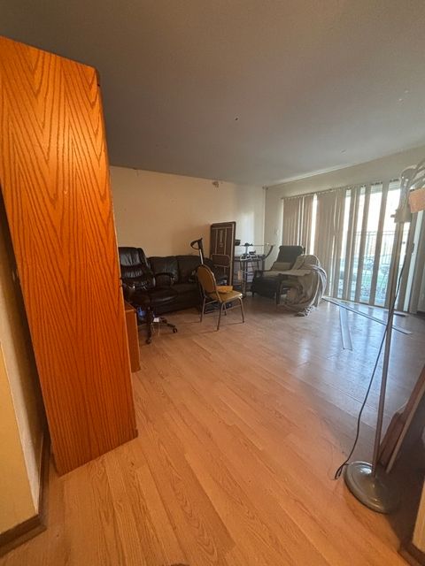 Tiny photo for 1050 Holbrook Road #1H, Homewood, IL 60430 (MLS # 12510017)