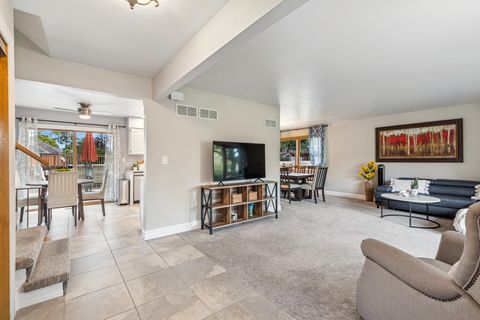 Tiny photo for 14037 Catherine Drive, Orland Park, IL 60462 (MLS # 12501646)