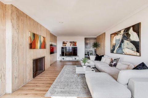 Tiny photo for 5555 S Everett Avenue #E10, Chicago, IL 60637 (MLS # 12617263)