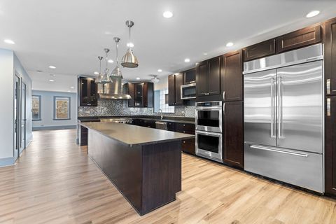 Tiny photo for 2115 Kenilworth Avenue, Berwyn, IL 60402 (MLS # 12550068)