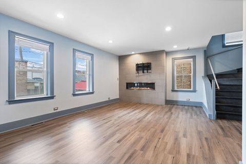 Tiny photo for 2115 Kenilworth Avenue, Berwyn, IL 60402 (MLS # 12550068)