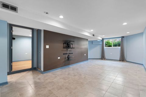 Tiny photo for 2115 Kenilworth Avenue, Berwyn, IL 60402 (MLS # 12550068)