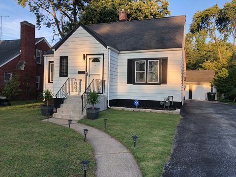 Tiny photo for 17917 Lorenz Avenue, Lansing, IL 60438 (MLS # 12586140)