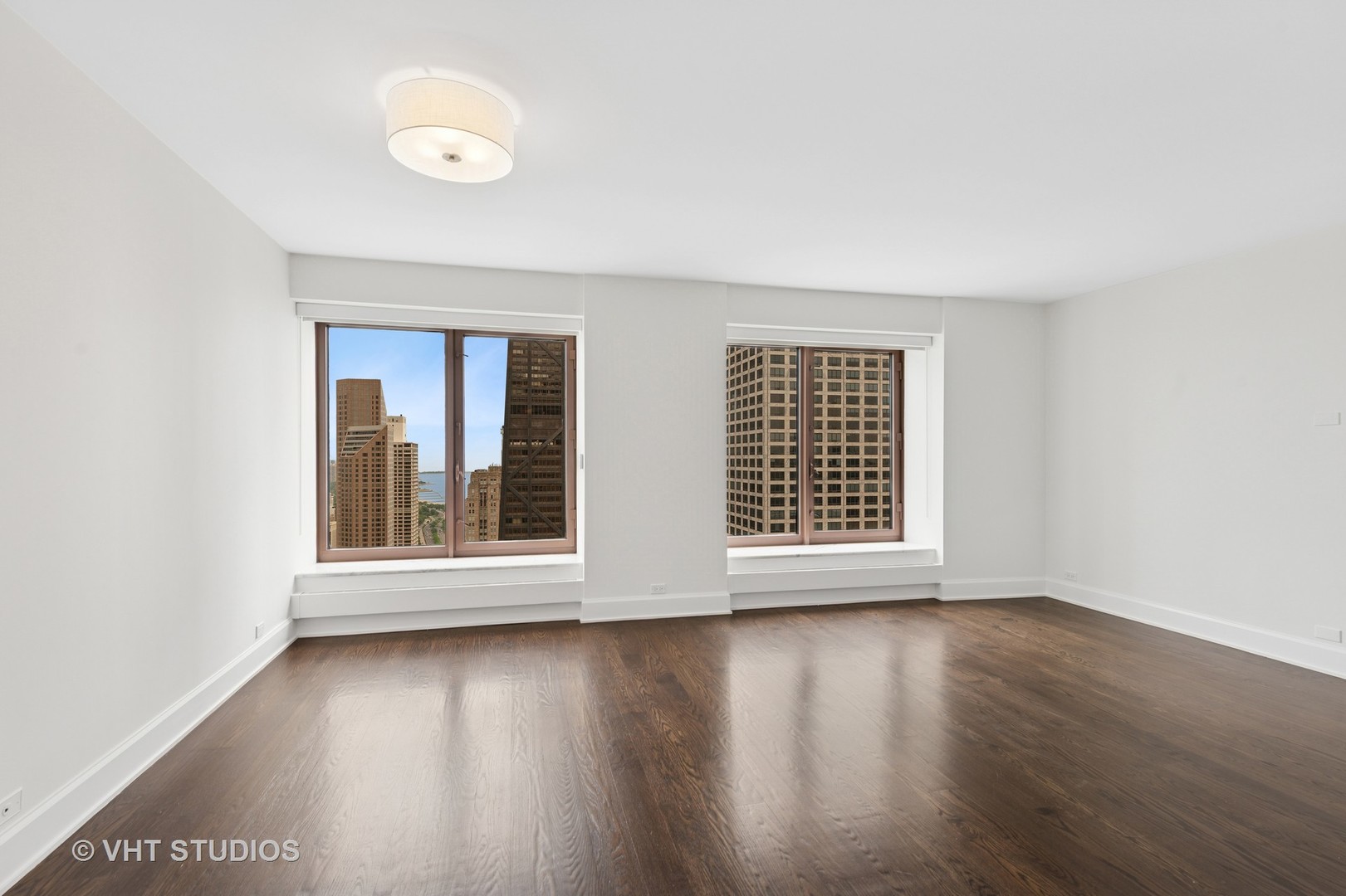 161 E Chicago Avenue 40G