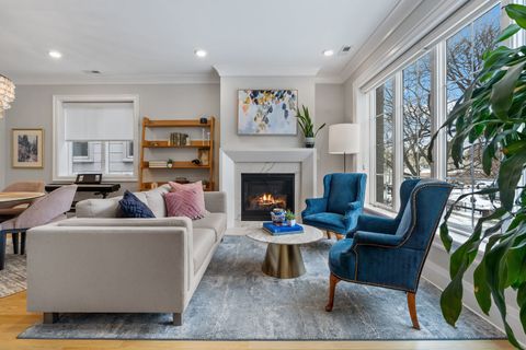 Tiny photo for 1517 W Barry Avenue #2W, Chicago, IL 60657 (MLS # 12593238)